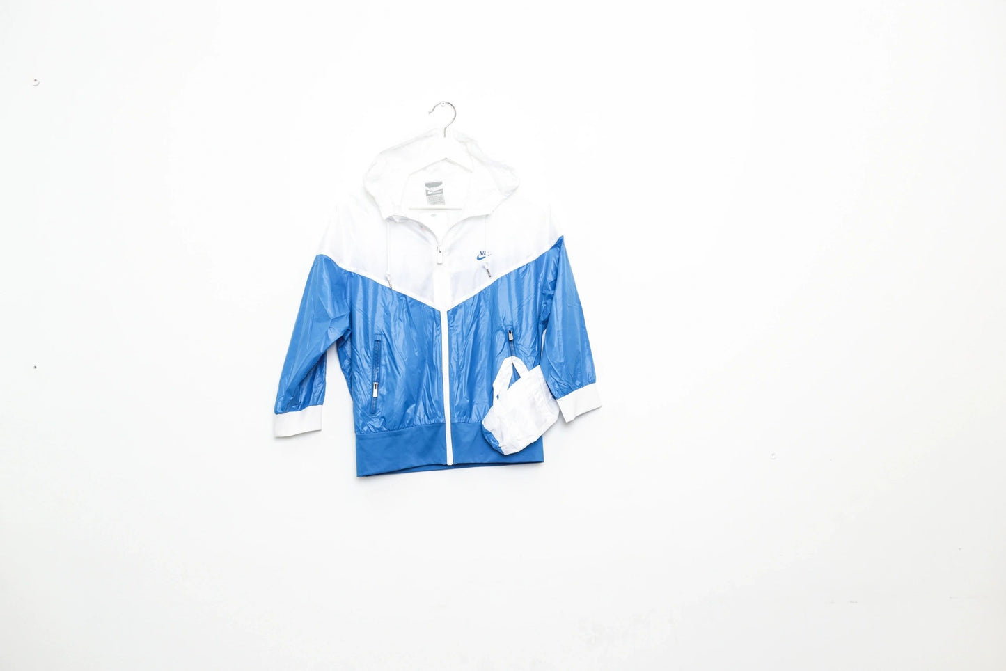 Nike Women Windbreaker With Bag Small