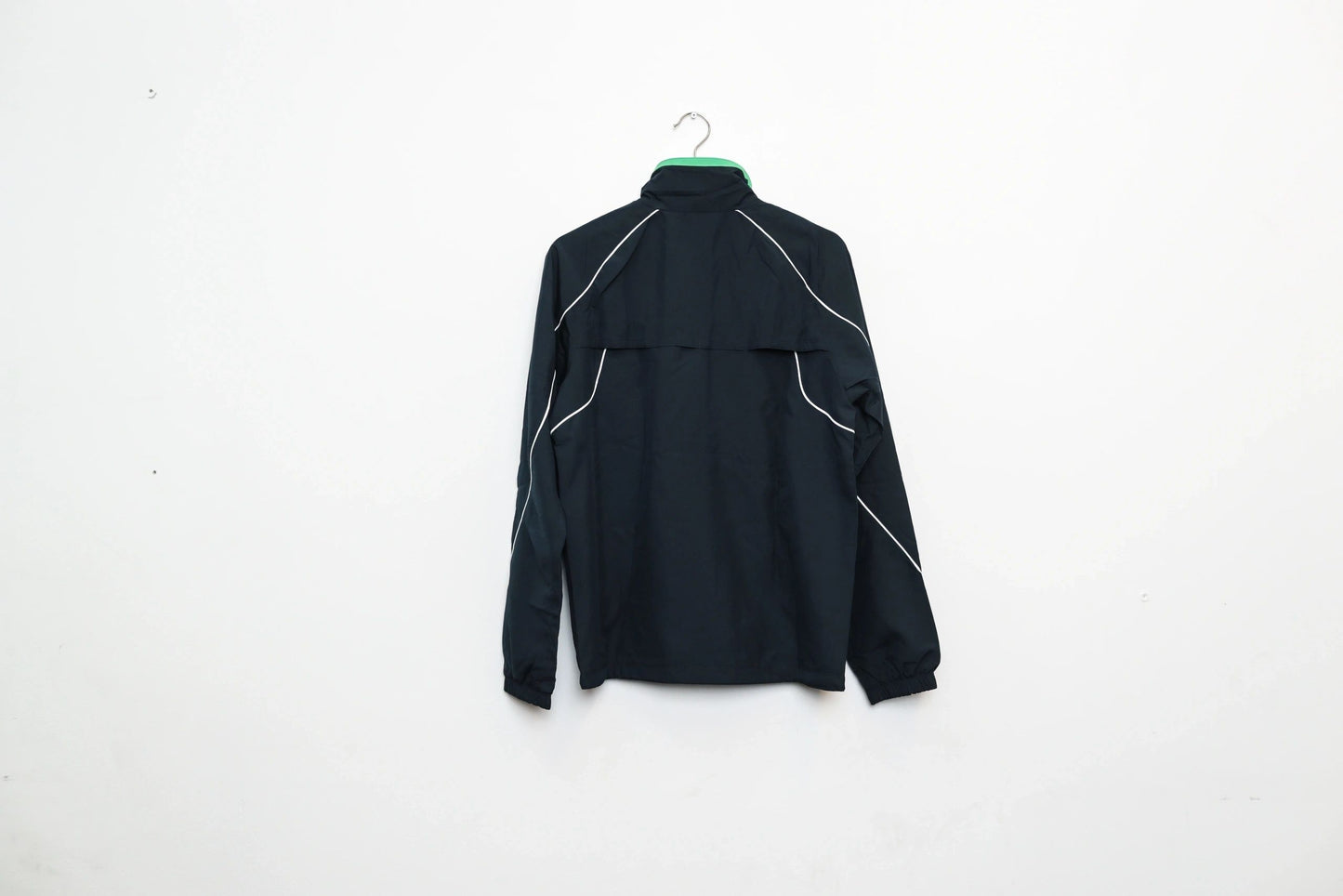 Nike Retro Tracksuit Black/White/Green Large